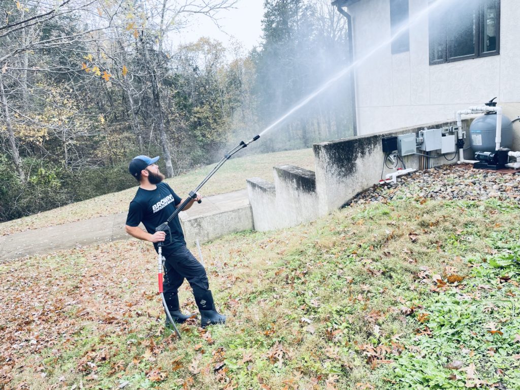 10 Tips for Choosing the Right Power Wash Company