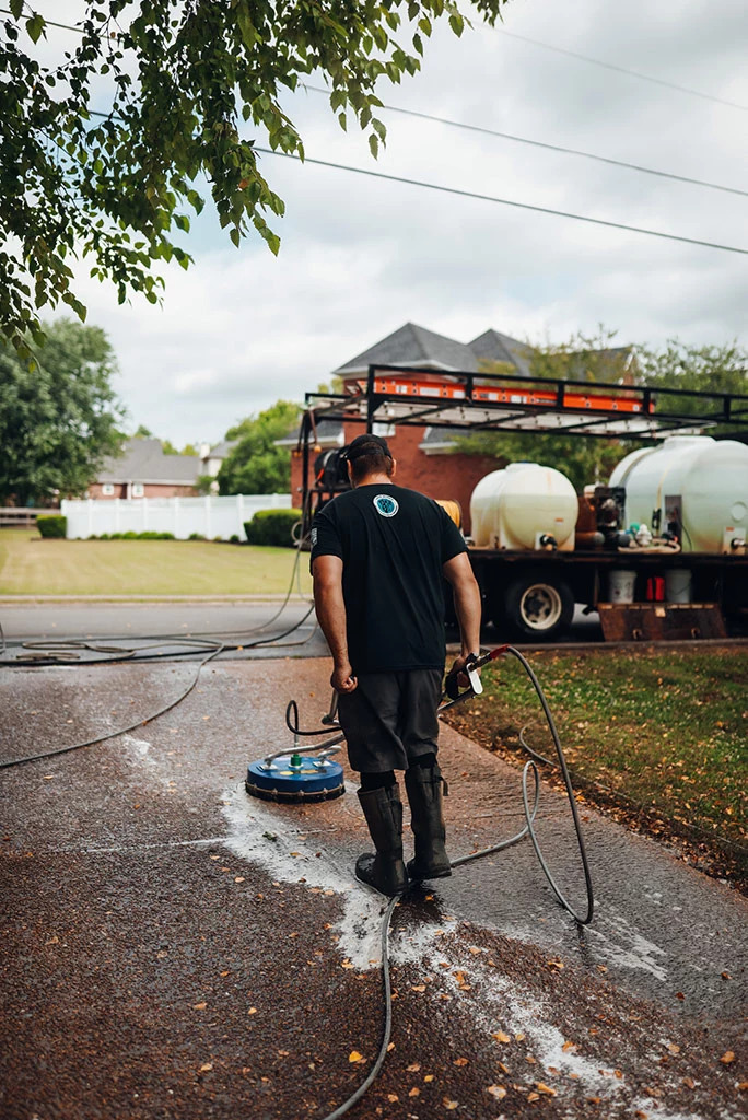 Browns Pressure Washing Roof Cleaning