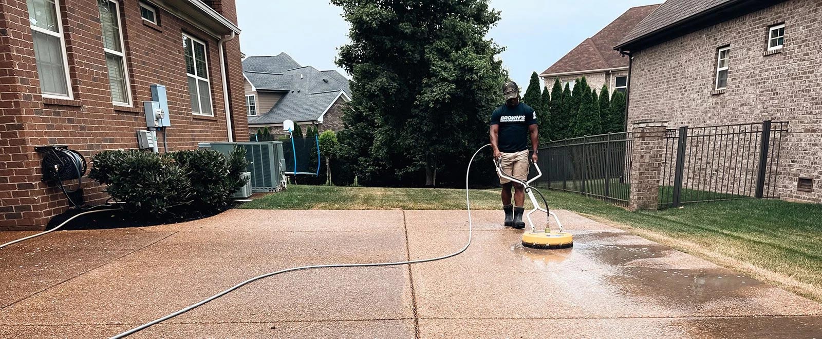 Concrete Cleaning Service 